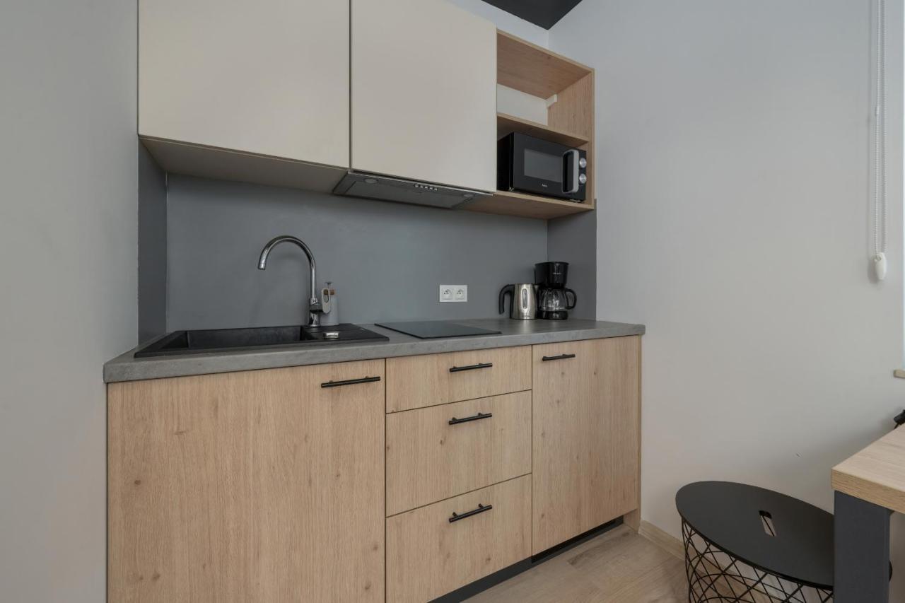 Trendy Studios With Home Office Near Wroclaw Main Station By Noclegi Renters Exteriör bild