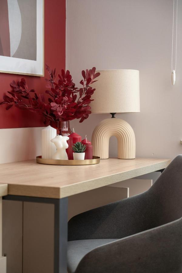 Trendy Studios With Home Office Near Wroclaw Main Station By Noclegi Renters Exteriör bild