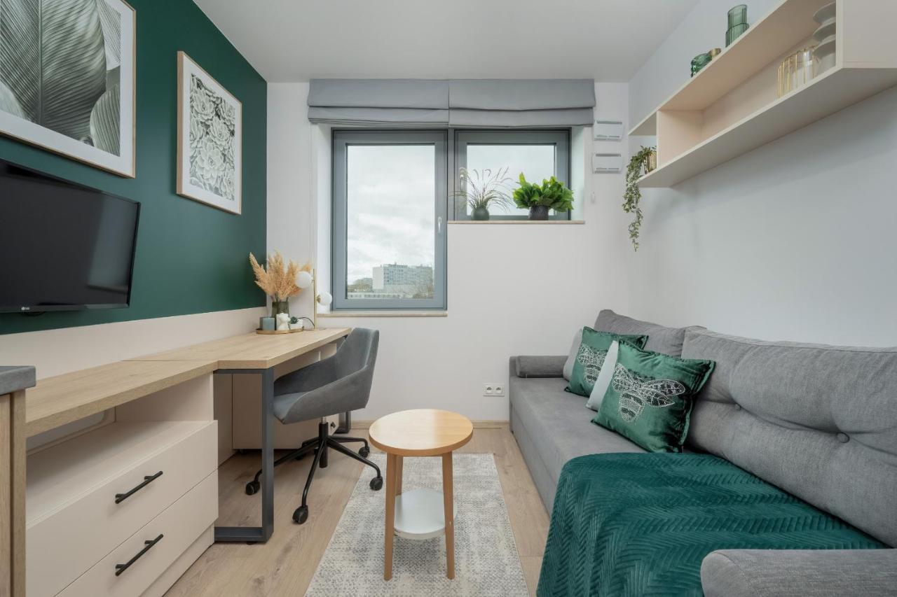 Trendy Studios With Home Office Near Wroclaw Main Station By Noclegi Renters Exteriör bild